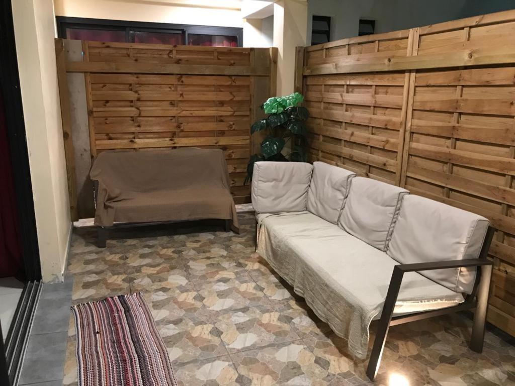 Nicole Residence Avec Piscine Chauffee & Jacuzzi Saint-Andre Ngoại thất bức ảnh