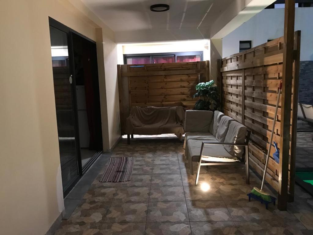 Nicole Residence Avec Piscine Chauffee & Jacuzzi Saint-Andre Ngoại thất bức ảnh