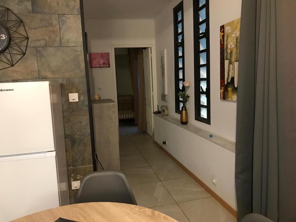 Nicole Residence Avec Piscine Chauffee & Jacuzzi Saint-Andre Ngoại thất bức ảnh